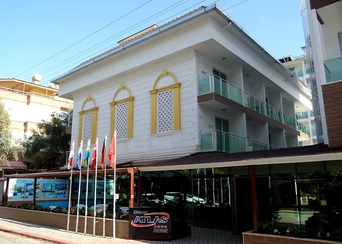 Kleopatra Atlas - Adults Only