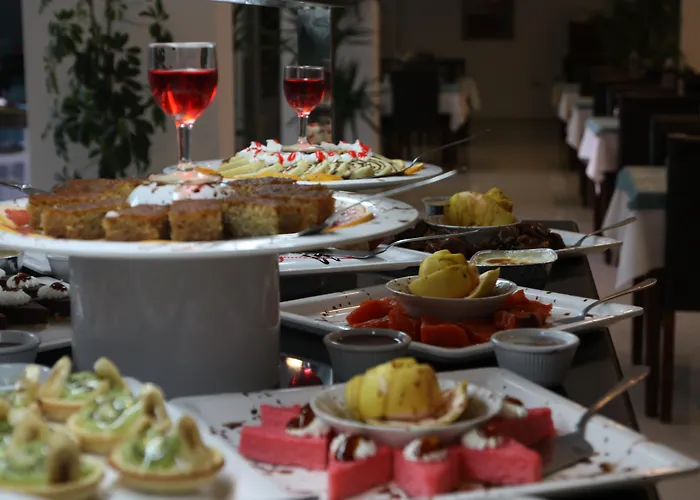 Kleopatra Atlas - Adults Only 4*