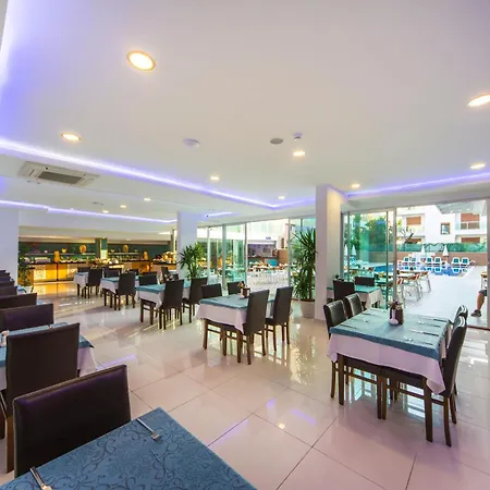 Kleopatra Atlas - Adults Only Hotell 4*