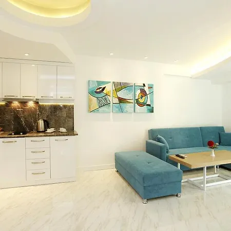 كليوباترا أطلاس - للبالغين فقط