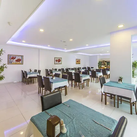 فندق كليوباترا أطلاس - للبالغين فقط 4*