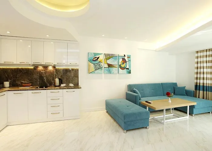 Kleopatra Atlas - Adults Only