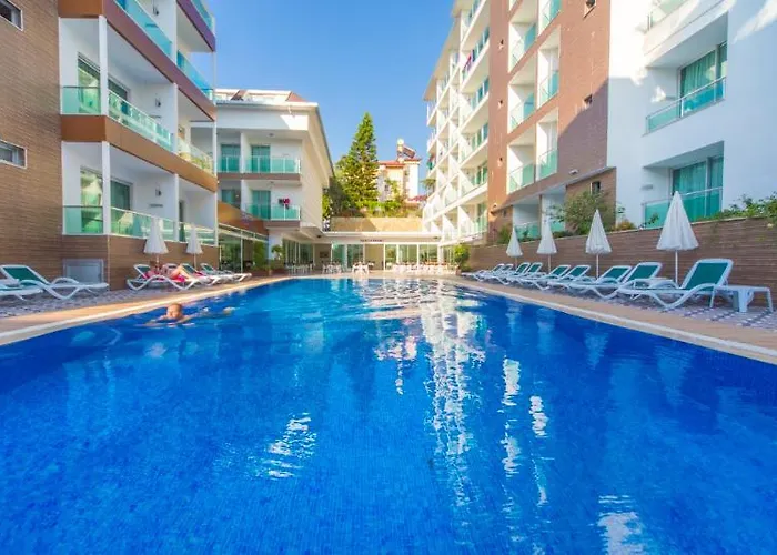 Kleopatra Atlas - Adults Only 4*